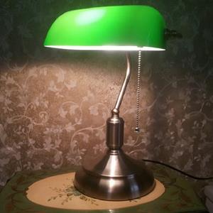 huismerk Creatieve retro nostalgische Office studie bed LED tafellamp zonder lamp (groen brons)