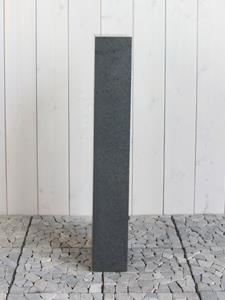 HO-Jeuken Basaltstenen sokkel 60x15x15 cm.