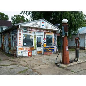 Papermoon Fototapete »Old Vintage Retro Gas Station«, glatt