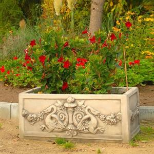 Gartentraum.de Eckiger Pflanztrog aus Steinguss mit floralem Muster und Schwänen - Fotia / Calabria