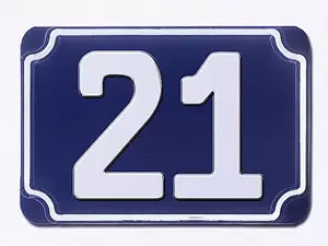 Blaue geprägte zweistellige Hausnummer 21