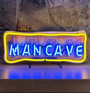 Fiftiesstore Mancave Blauw Geel Neon Verlichting Met Achterplaat - 60 x 27 cm
