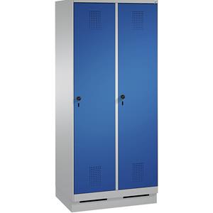 C+P EVOLO Garderobenschrank, mit Sockel, 2 Abteile, Abteilbreite 400 mm, weißaluminium / enzianblau