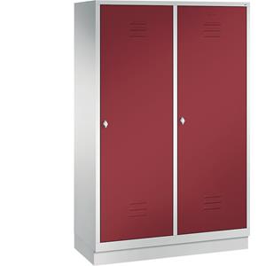 C+P CLASSIC Garderobenschrank mit Sockel, Tür über 2 Abteile, 4 Abteile, Abteilbreite 300 mm, lichtgrau / rubinrot