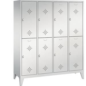 C+P CLASSIC Garderobenschrank mit Füßen, doppelstöckig, 4 Abteile, je 2 Fächer, Abteilbreite 400 mm, lichtgrau