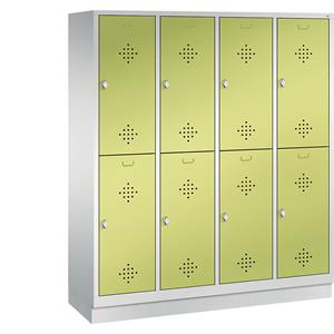 C+P CLASSIC Garderobenschrank mit Sockel, doppelstöckig, 4 Abteile, je 2 Fächer, Abteilbreite 400 mm, lichtgrau / viridingrün