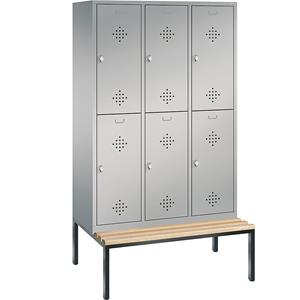 C+P CLASSIC Garderobenschrank mit untergebauter Sitzbank, doppelstöckig, 3 Abteile, je 2 Fächer, Abteilbreite 400 mm, weißaluminium