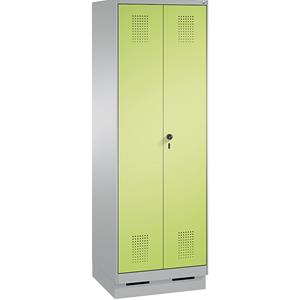 C+P EVOLO Garderobenschrank, zueinander schlagende Türen, 2 Abteile, Abteilbreite 300 mm, mit Sockel, weißaluminium / viridingrün