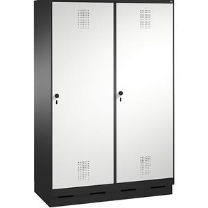 C+P EVOLO garderobekast, deur over 2 afdelingen, met sokkel, 4 afdelingen, 2 deuren, afdelingbreedte 300 mm, zwartgrijs/lichtgrijs