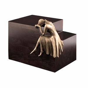 Urnwebshop Grote Design Urn Treurende Engel Brons (4.8 liter)