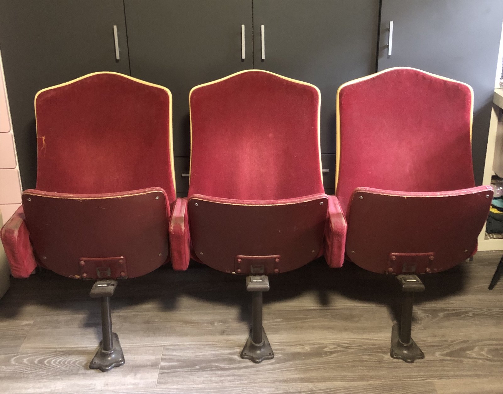 Whoppah Vintage Theater stoelen Metal - Tweedehands
