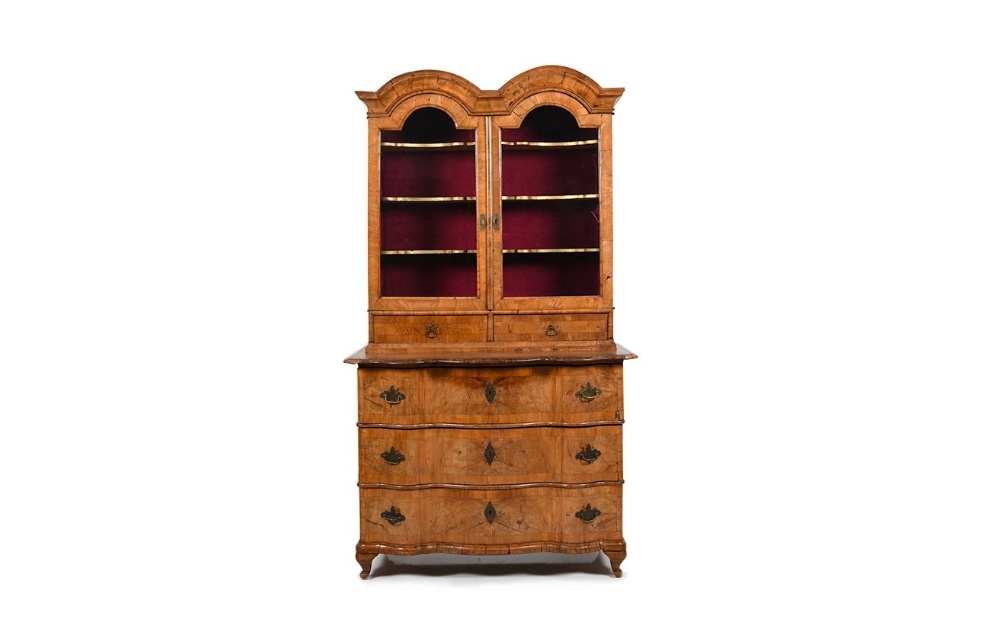 Whoppah Antique Walnut Vitrine Cabinet Wood - Tweedehands