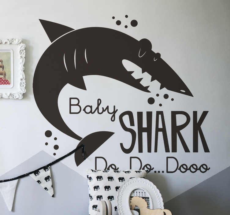 Tenstickers Muurstickers tekst Baby shark silhouet
