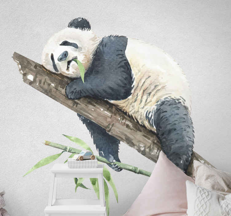 Tenstickers Wilde dieren stickers Realistische panda met een plant