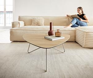 DELIFE Couchtisch Ekrem 88x85 cm Keramik Laminam Sabbia Eichefarbig Kreuzgestell rund Edelstahl