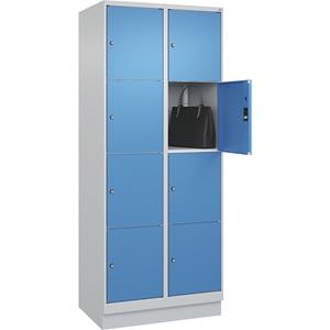 C+P Lockerkast Classic PLUS, 2 compartimenten, lichtgrijs / lichtblauw, b = 800 mm, 8 vakken, met bodemsokkel