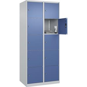 C+P Lockerkast Classic PLUS, 2 compartimenten, lichtgrijs / verblauw, b = 800 mm, 10 vakken, met voetdoppen