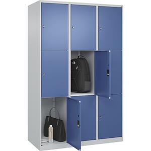 C+P Lockerkast Classic PLUS, 3 compartimenten, lichtgrijs / verblauw, b = 1200 mm, 9 vakken, met voetdoppen