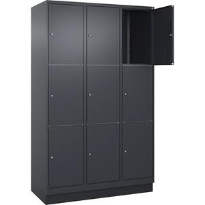 C+P Lockerkast Classic PLUS, 3 compartimenten, grijs, b = 1200 mm, 9 vakken, met bodemsokkel