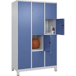 C+P Lockerkast Classic PLUS, 3 compartimenten, lichtgrijs / verblauw, b = 1200 mm, 12 vakken, met voeten