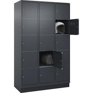 C+P Lockerkast Classic PLUS, 3 compartimenten, grijs, b = 1200 mm, 15 vakken, met bodemsokkel