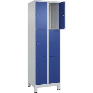 C+P Lockerkast Classic PLUS, 2 compartimenten, lichtgrijs / gentiaanblauw, b = 600 mm, 6 vakken, met voeten