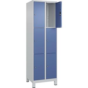 C+P Lockerkast Classic PLUS, 2 compartimenten, lichtgrijs / verblauw, b = 600 mm, 6 vakken, met voeten