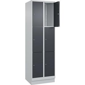 C+P Lockerkast Classic PLUS, 2 compartimenten, lichtgrijs / grijs, b = 600 mm, 6 vakken, met bodemsokkel