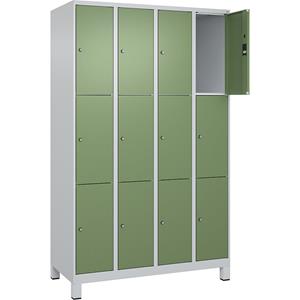 C+P Lockerkast Classic PLUS, 4 compartimenten, lichtgrijs / resedagroen, b = 1200 mm, 12 vakken, met voeten