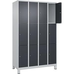 C+P Lockerkast Classic PLUS, 4 compartimenten, lichtgrijs / grijs, b = 1200 mm, 12 vakken, met voeten