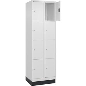 C+P Lockerkast Classic PLUS, 2 compartimenten, verkeerswit, b = 600 mm, 8 vakken, met bodemsokkel