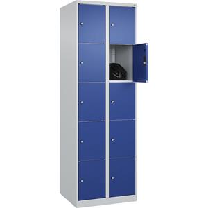 C+P Lockerkast Classic PLUS, 2 compartimenten, lichtgrijs / gentiaanblauw, b = 600 mm, 10 vakken, met voetdoppen