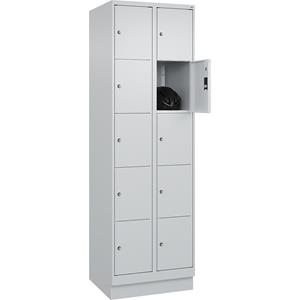 C+P Lockerkast Classic PLUS, 2 compartimenten, lichtgrijs, b = 600 mm, 10 vakken, met bodemsokkel