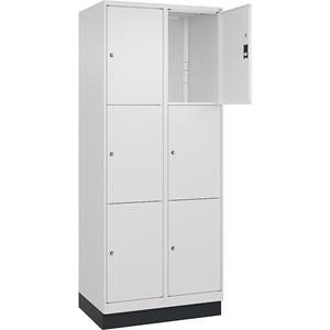 C+P Lockerkast Classic PLUS, 2 compartimenten, verkeerswit, b = 800 mm, 6 vakken, met bodemsokkel