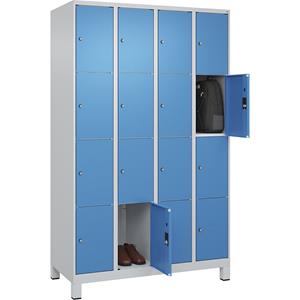 C+P Lockerkast Classic PLUS, 4 compartimenten, lichtgrijs / lichtblauw, b = 1200 mm, 16 vakken, met voeten