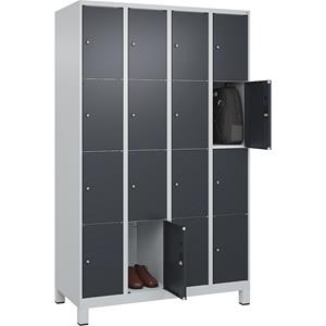 C+P Lockerkast Classic PLUS, 4 compartimenten, lichtgrijs / grijs, b = 1200 mm, 16 vakken, met voeten