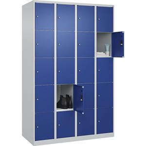 C+P Lockerkast Classic PLUS, 4 compartimenten, lichtgrijs / gentiaanblauw, b = 1200 mm, 20 vakken, met voetdoppen