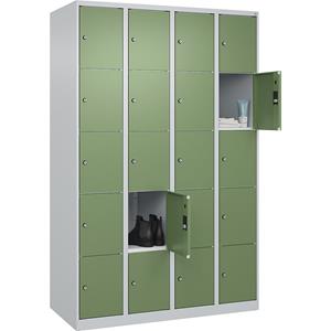 C+P Lockerkast Classic PLUS, 4 compartimenten, lichtgrijs / resedagroen, b = 1200 mm, 20 vakken, met voetdoppen