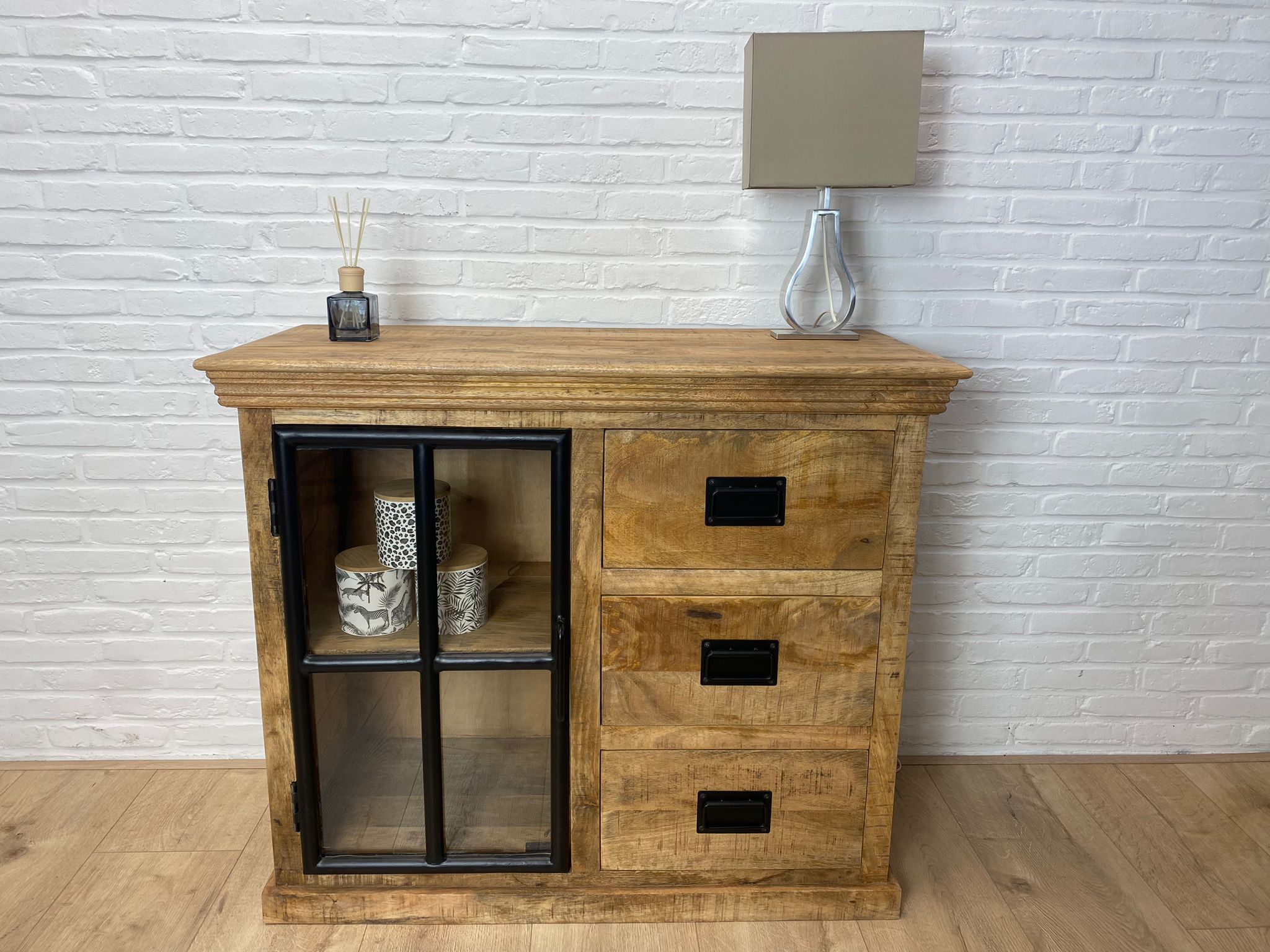 Steigerhouttrend Mangohouten dressoir Koen