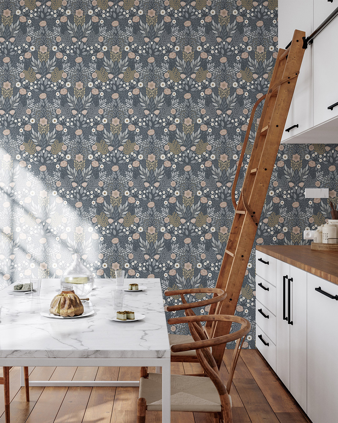 Dutch Wallcoverings Klara & Tove - Äng Dark Blue - Donkerblauw