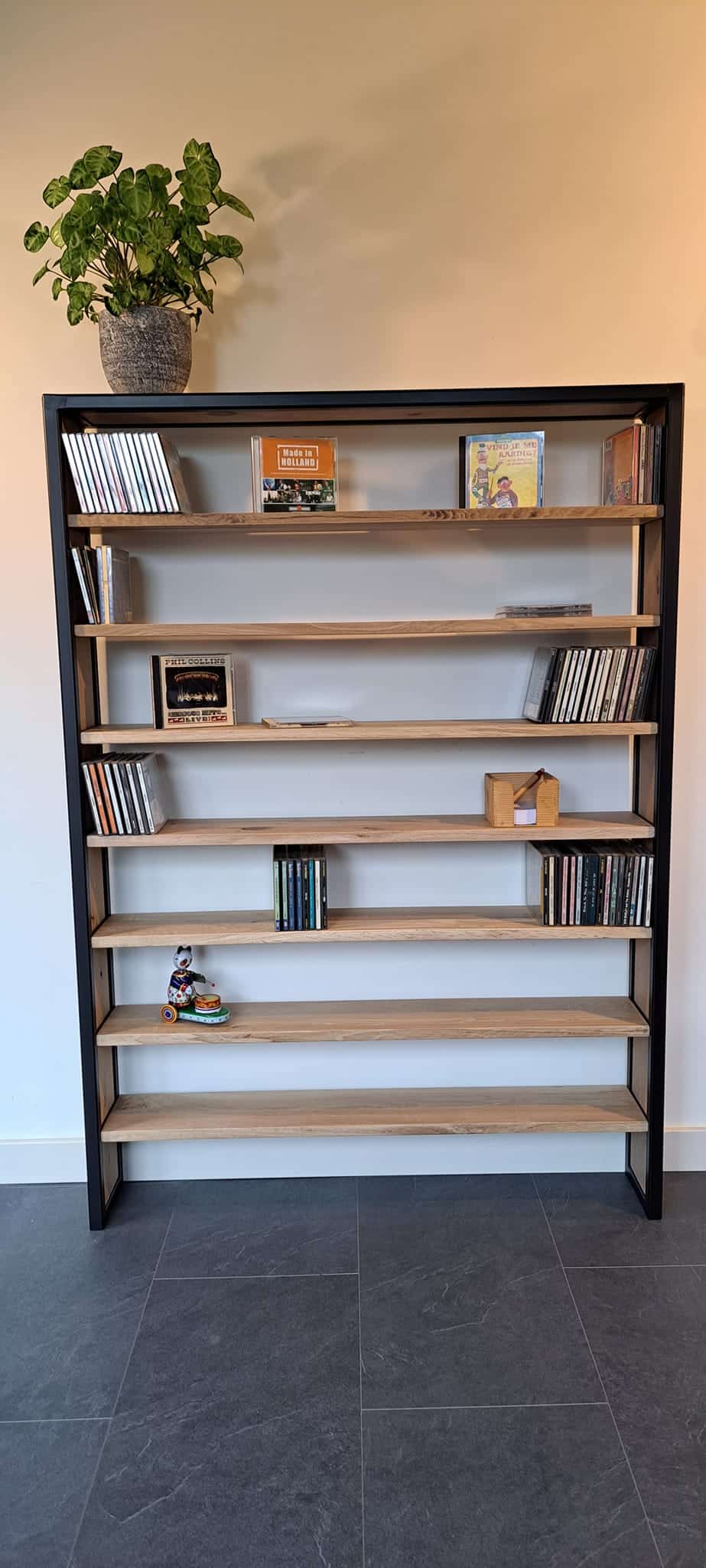 Loods XL Eikenhouten boekenkast/kast Amani met staal