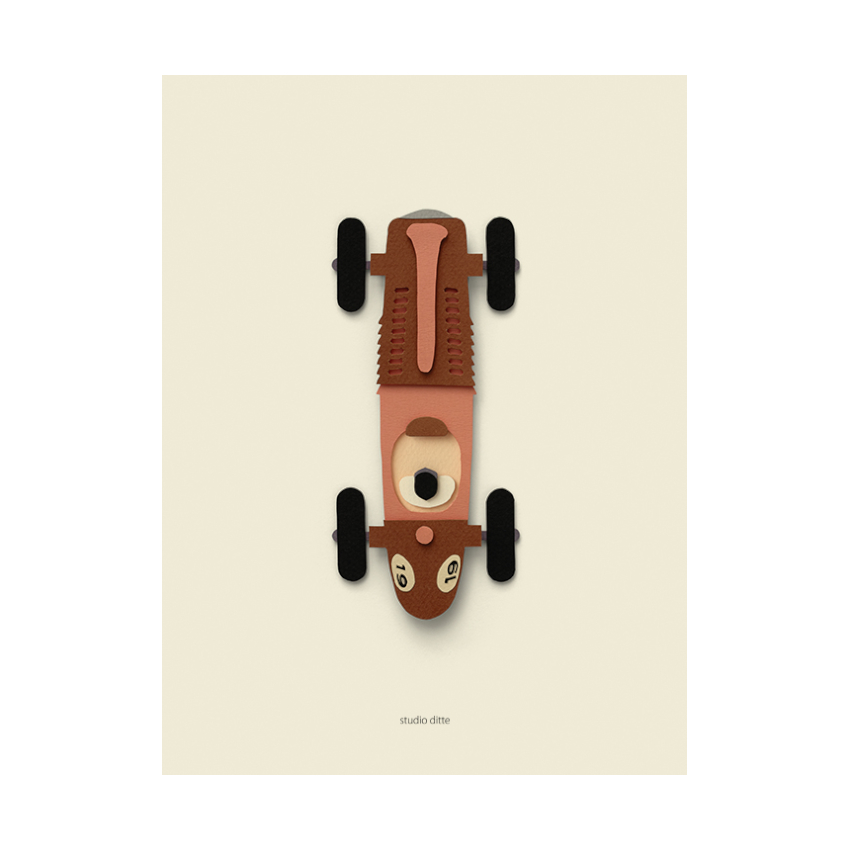 Studio Ditte Raceauto Bruin Poster - 30x40 cm