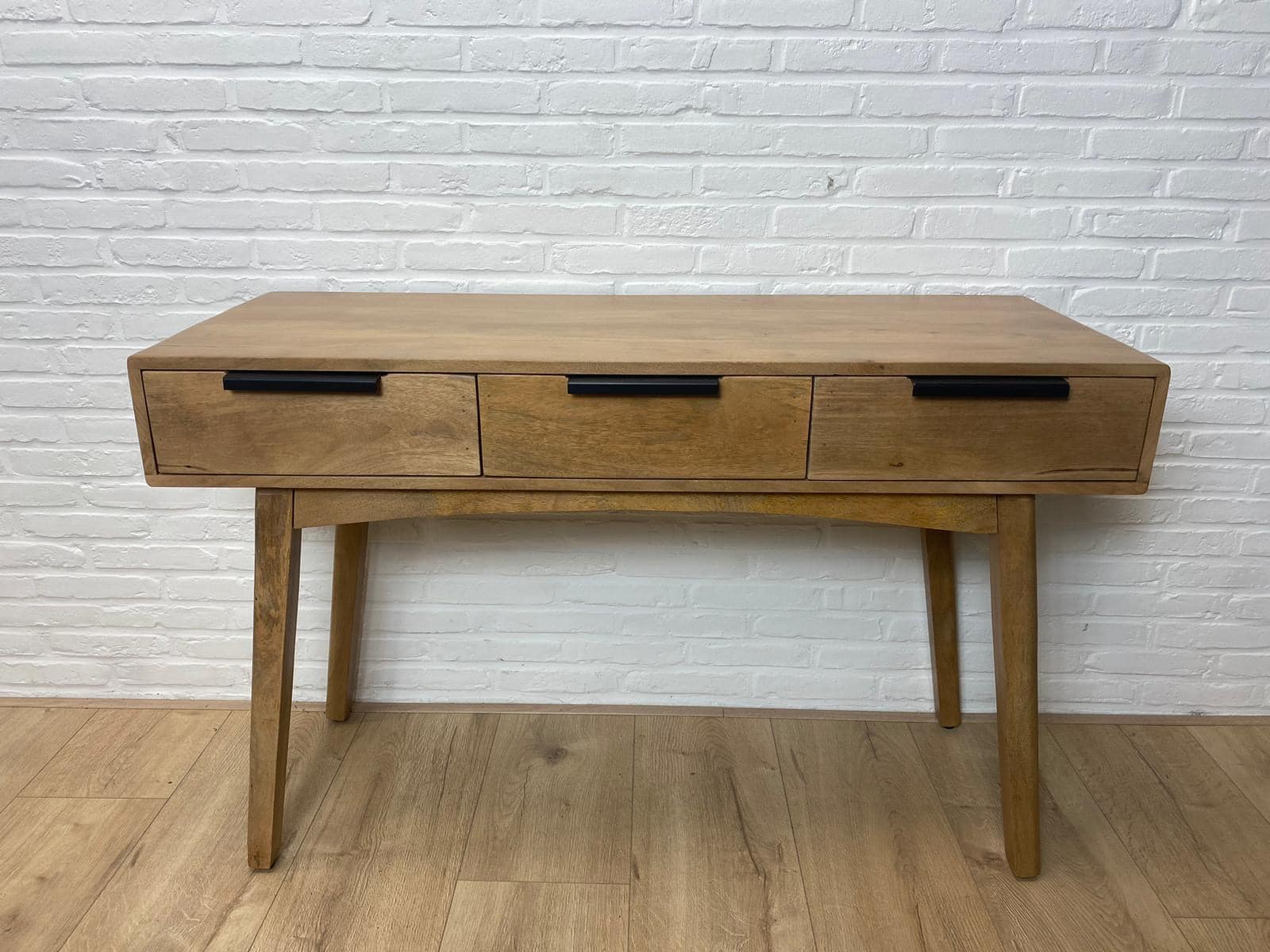 Loods XL Mangohouten retro bureau/sidetable Mace