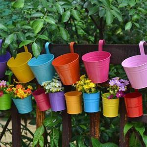 Family & Garden Hangende emmer slijtvaste effen kleur ijzeren haak potten balkon accessoires voor tuin S hemelsblauwe kleur