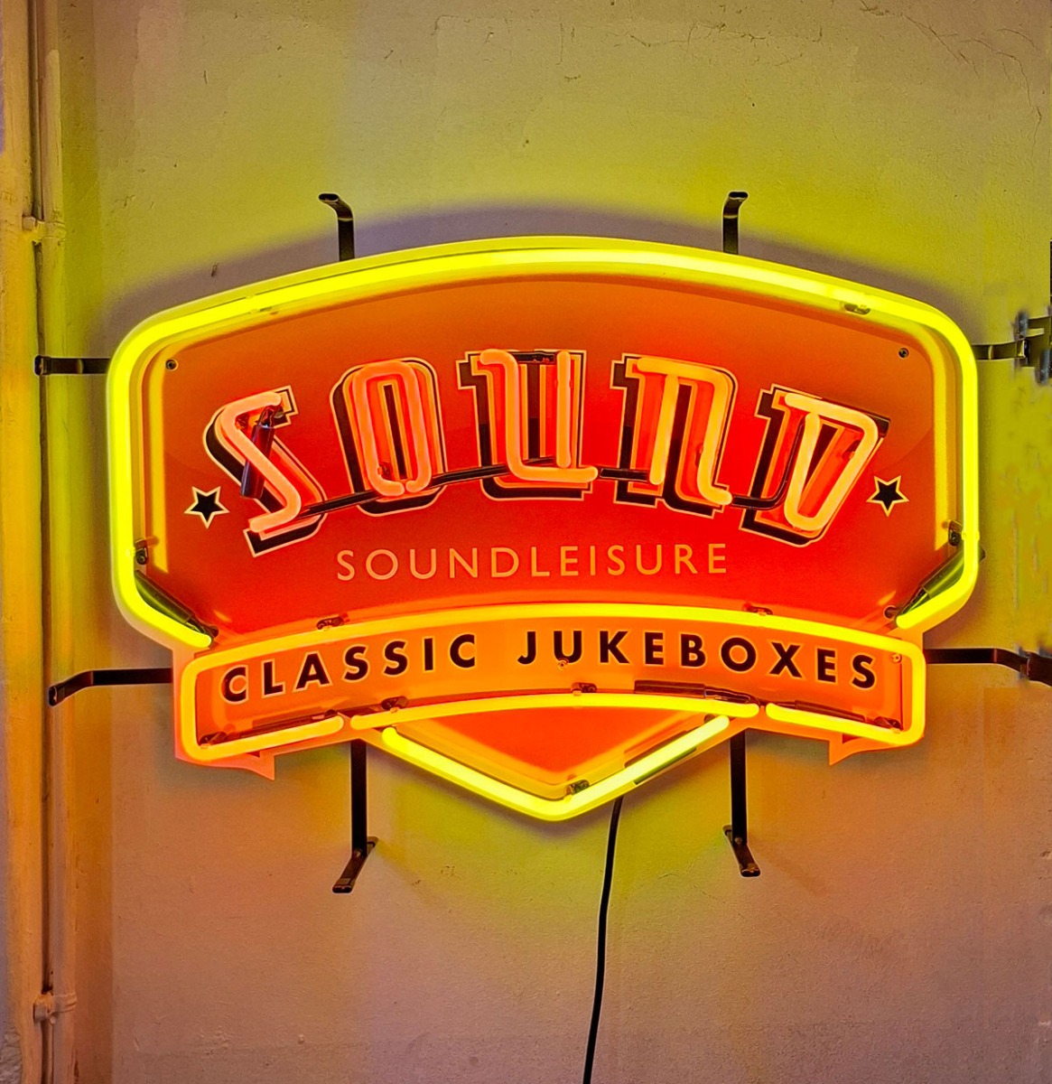 Fiftiesstore Sound Leisure Logo Neon Verlichting 72 x 50 cm