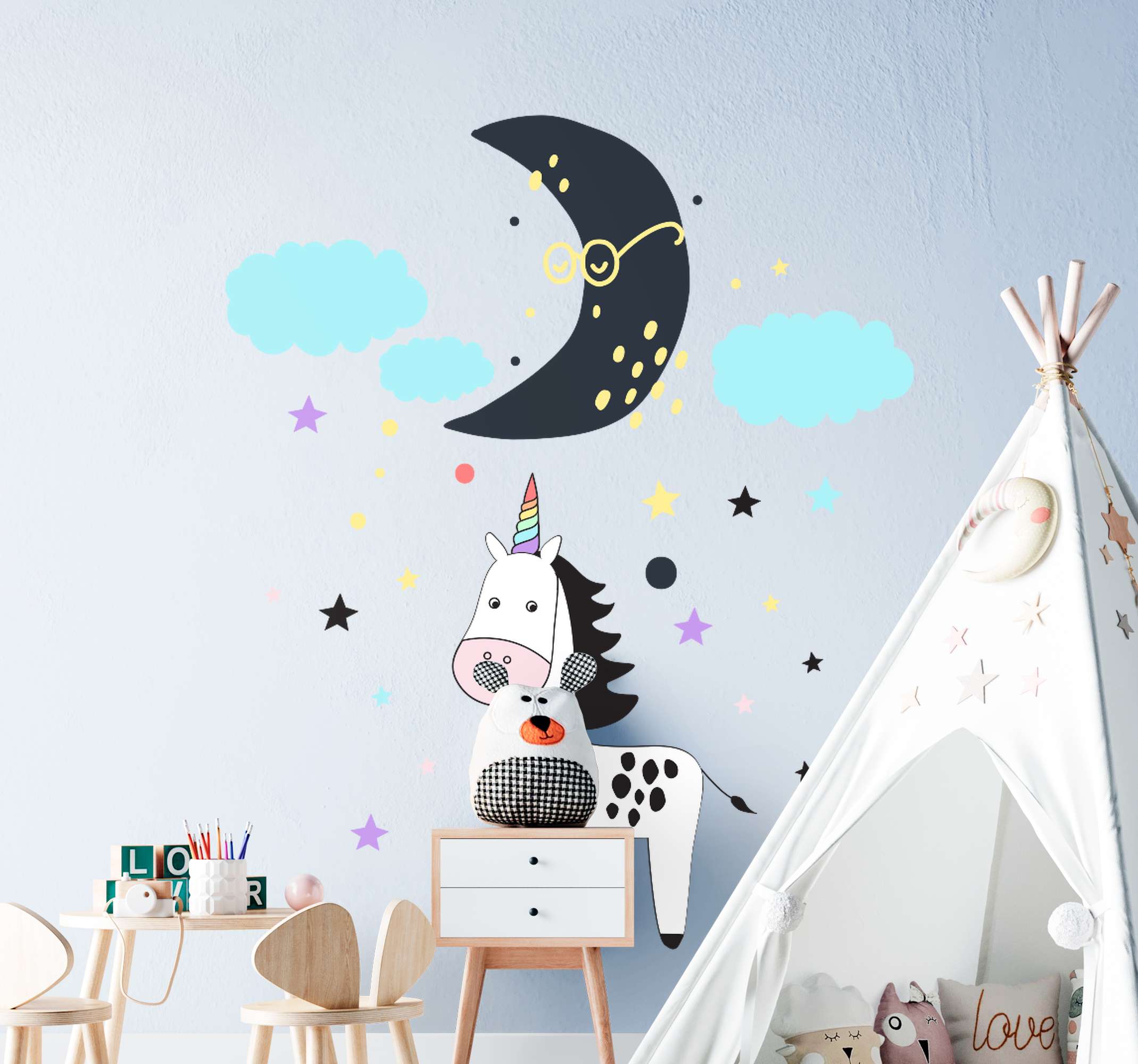 Tenstickers Babykamer stickers Eenhoorn met wolken en maan