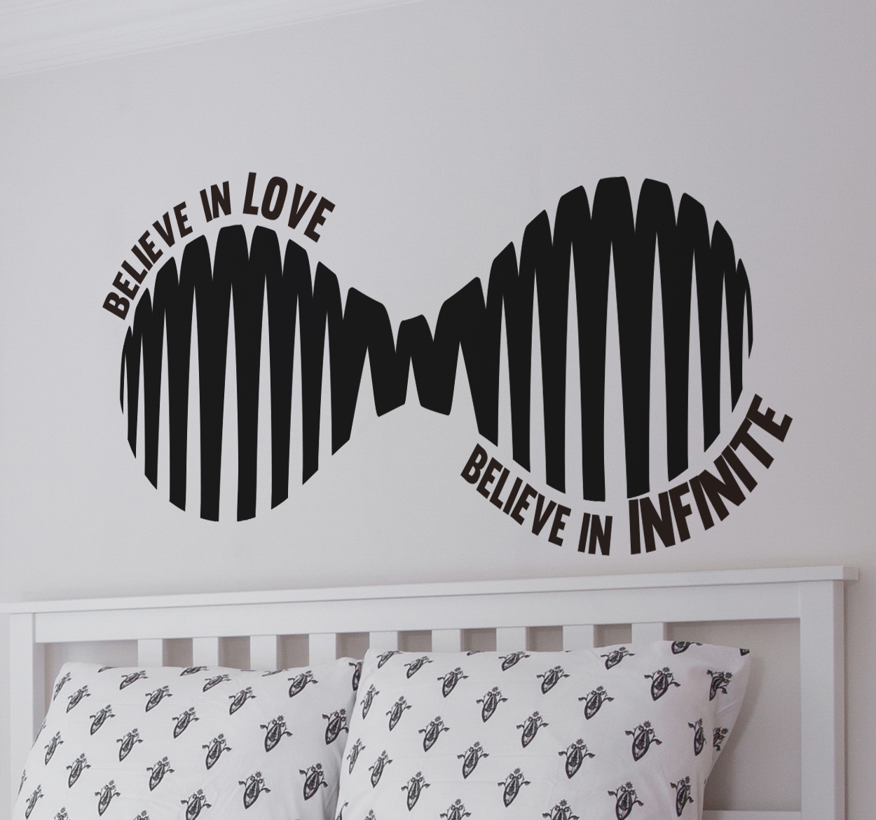 Tenstickers Muursticker believen in love & infinite