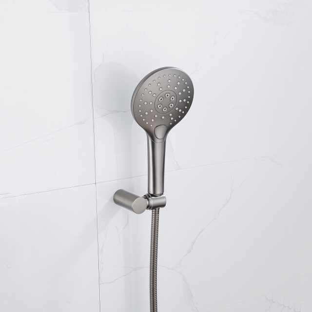 Fortifura Calvi Thermostatische badkraan met ronde handdouche, handdouchehouder en metalen doucheslang Geborsteld Gunmetal PVD SW799451/SW720568/SW720225/SW706207