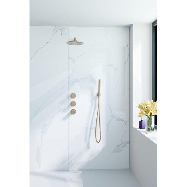 Fortifura Nebbio Regendoucheset - inbouwkraan - inbouwdeel - wandaansluitbocht - doucheslang glad - staafhanddouche - 35cm wandarm - ronde hoofddouche - geborsteld messing PVD (goud) SW1183067 SW11830