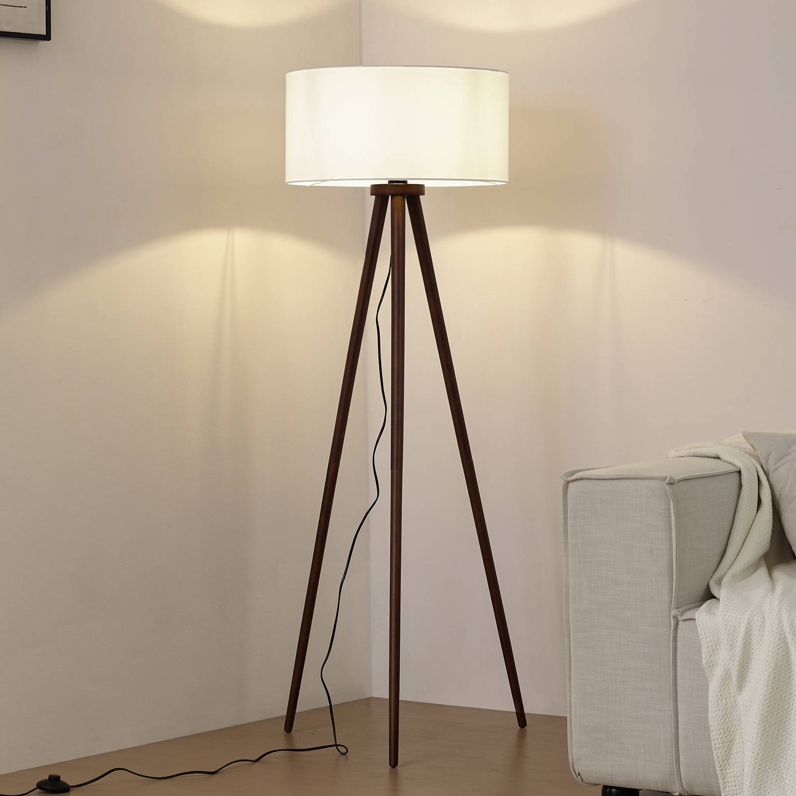 LINDBY vloerlamp Charlia, wit, walnoothout, hoogte 150 cm